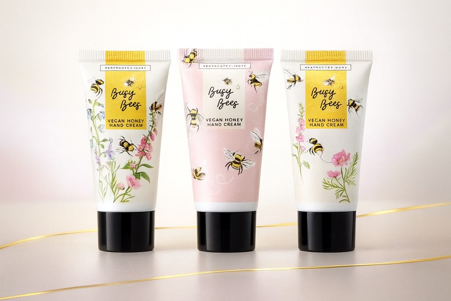Zestaw Trio Różnych Kremów do Rąk Heathcote & Ivory Busy Bees