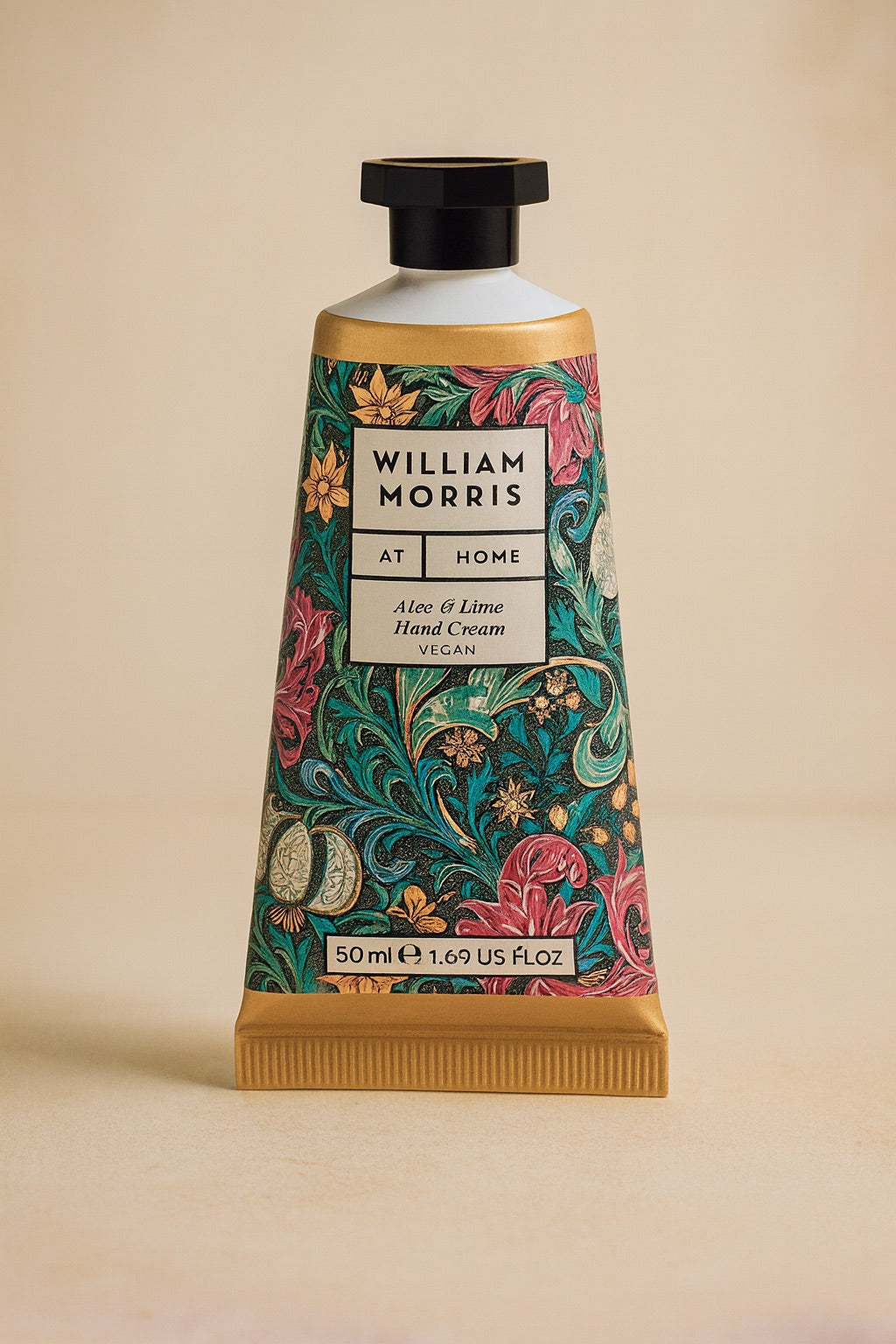 Krem do rąk Wzbogacony masłem Shea, William Morris At Home Złota Lilia Ciemny Aloes i Limonka